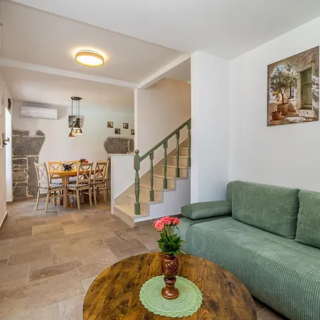 House San Leonardo With Private Pool Σπίτι διακοπών