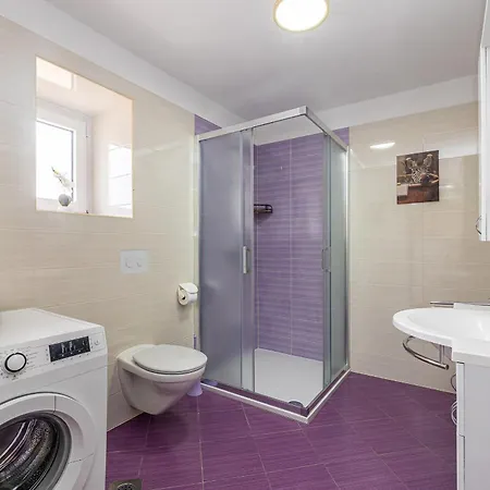 House San Leonardo With Private Pool Bajcici